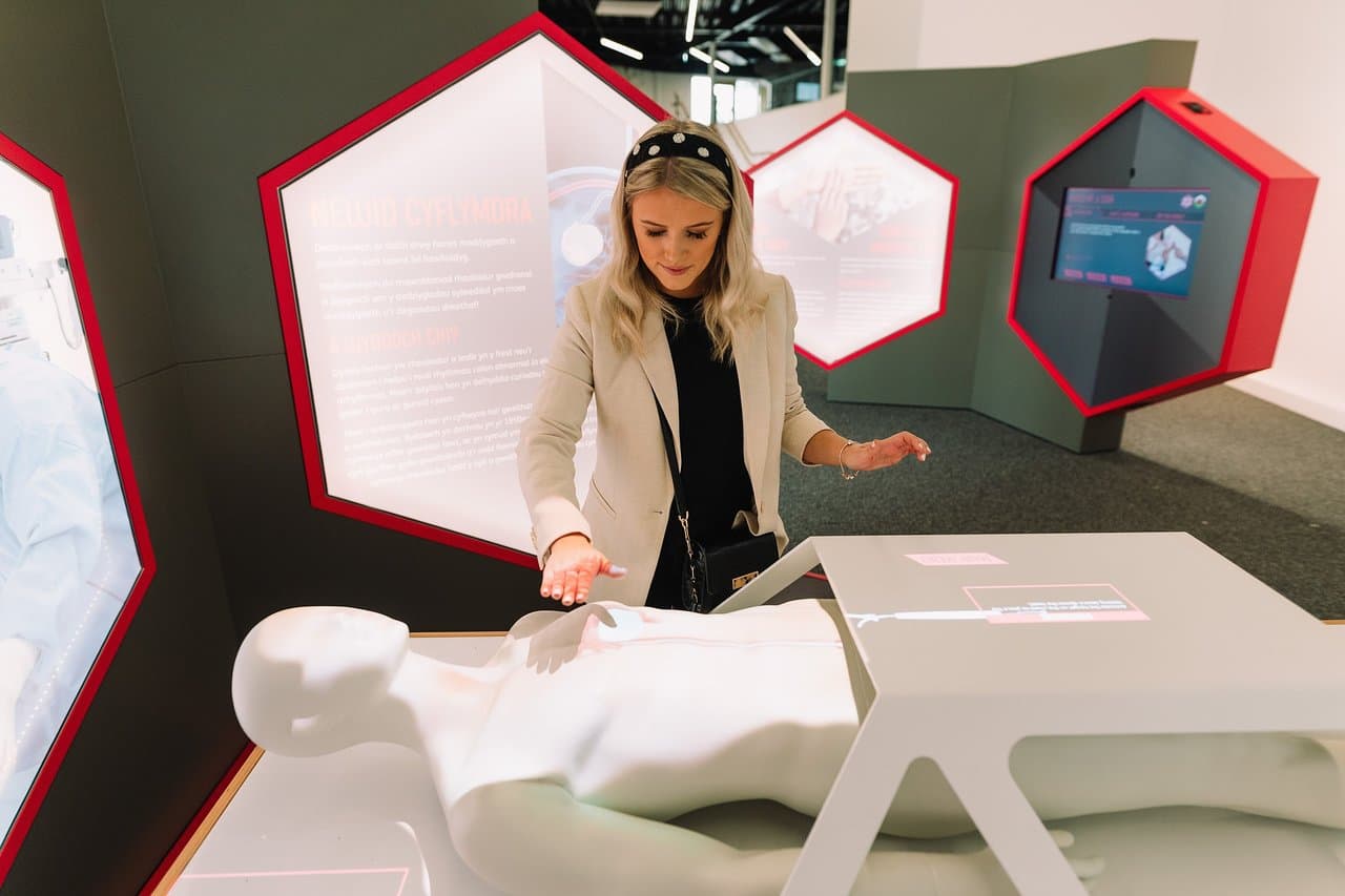 Perform surgery on our virtual operating table.